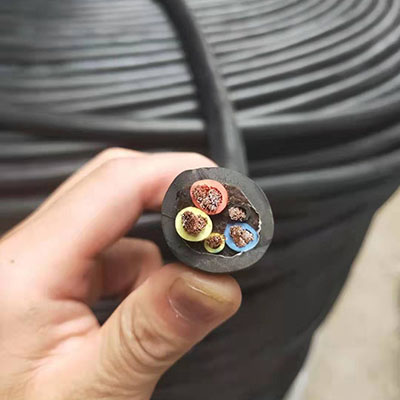 仿橡(xiang)套線纜(lan)