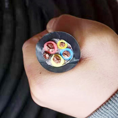 通用橡套軟(ruan)電纜